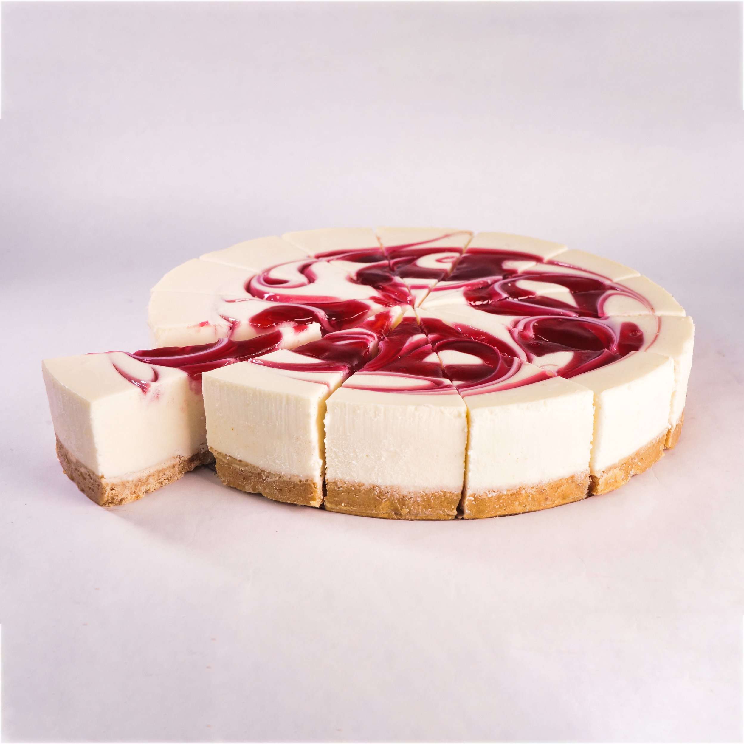 ЧИЗКЕЙК ЧИЗБЕРРИ NEW YORK С КЛУБНИКОЙ 1,2КГ