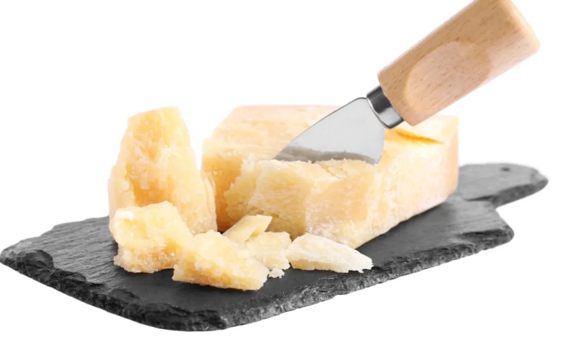 СЫР ПАРМЕЗАН АЛЬПИНА 6 МЕС ВЫДЕРЖКИ 32% /ВЕС